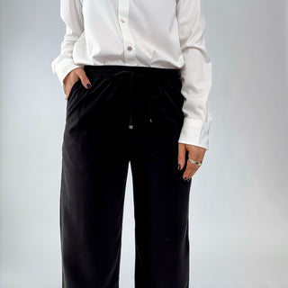 Everyday Ease Cropped Pant- Black