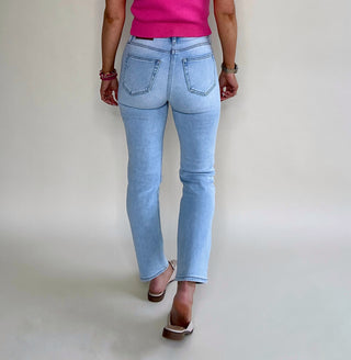 Harley High Rise Mom Jean - Light Wash