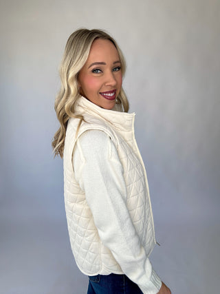 Chic Rivalry Vest - Cream