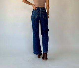 Patch Pocket Wide Leg Jean