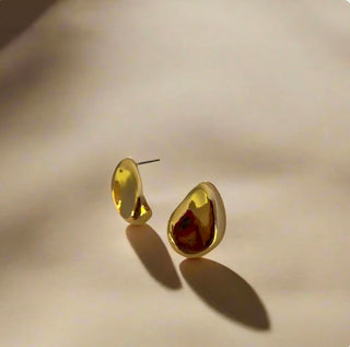 Bold Expression Tear Drop Earring - Gold