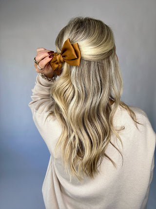 Sideline Sophistication Hair Bow