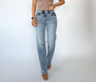 Sundaze High Rise Vintage Straight Jeans